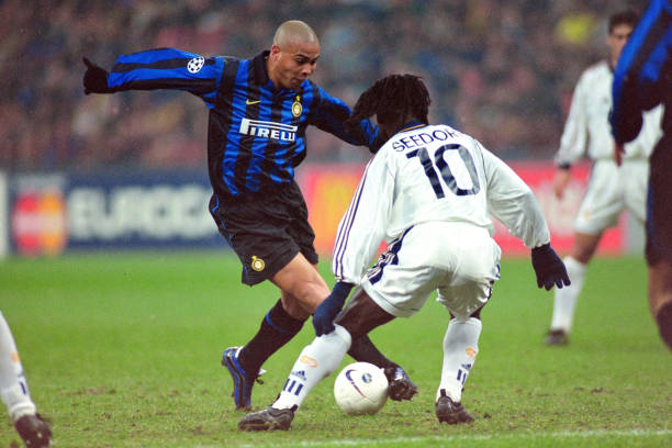 艾麗莎自小 艾麗莎自小