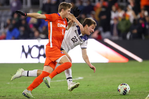 并且分析其 并且分析其